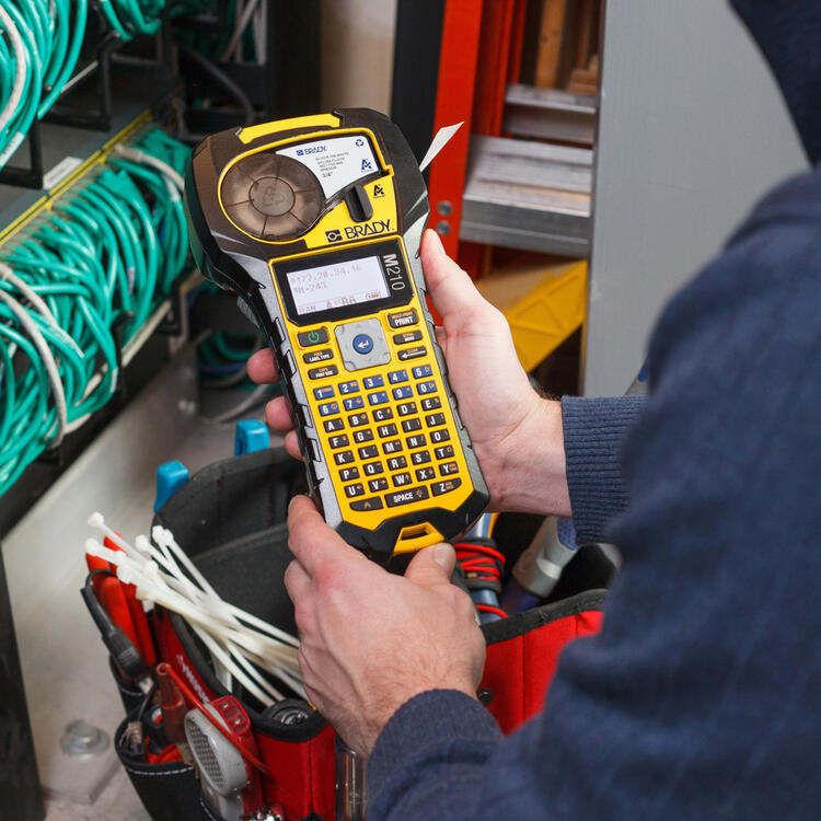 Portable label printer M210 Brady